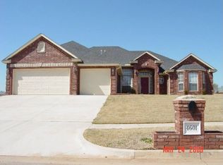 4601 Mackenzie Dr, Moore, OK 73160