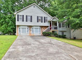 2109 Atkinson Ln, Lawrenceville, GA 30043
