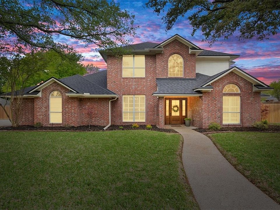 1st image of 10009 Willow Bend Dr