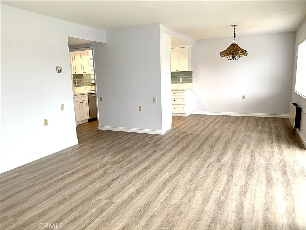 2 bed, 1057 sqft, $2,900 — Photo 4