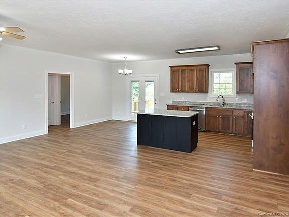2nd image of 125 Stallion Ln