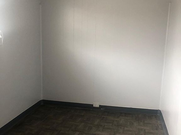 4th image of 2725 W Balmoral Ave APT 2