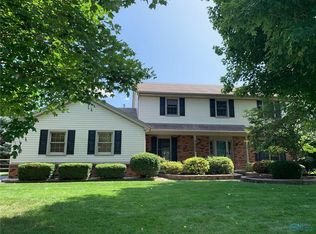 7063 Heathwyck Rd, Maumee, OH 43537