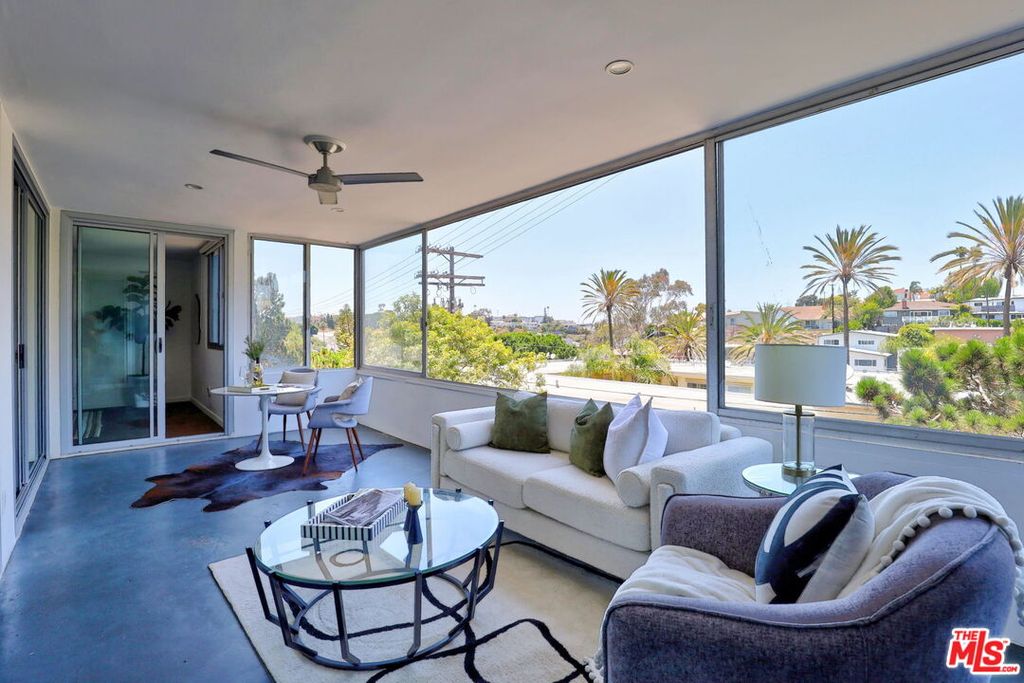 8701 Delgany Ave Unit 216, Los Angeles, CA - View 2