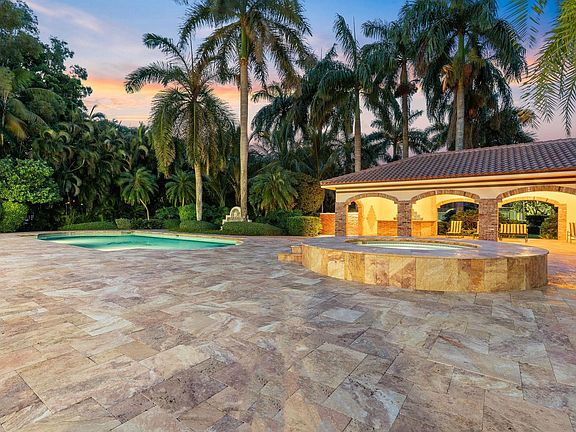 5th image of 14641 Mustang Trail