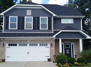 1973 Falling Leaves Ln, Lexington, KY 40509