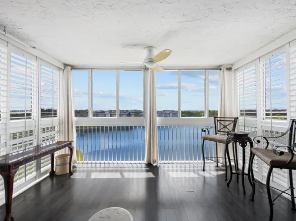 2900 N Course Drive #909, Pompano Beach, FL 33069