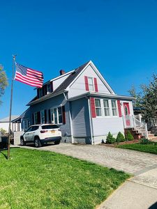 635 Wainwright Ave, Staten Island, NY, 10312