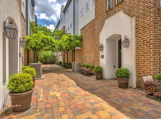 1306 Silver St, Houston, TX 77007