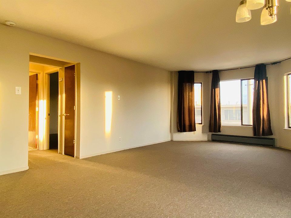 1st image of 2390 39th Ave APT 1