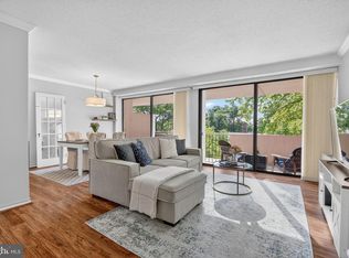 Hyde Park, Arlington, VA 22203