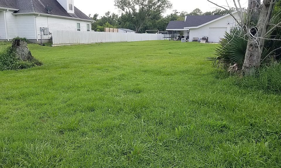 Lot "B", Pic #2.