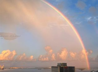 951 Brickell Ave APT 3710, Miami, FL 33131