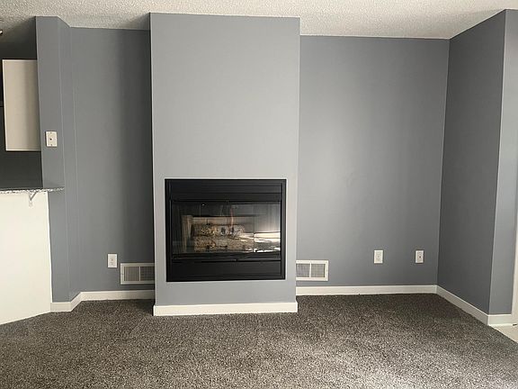 4th image of 1928 Glenfield Ct