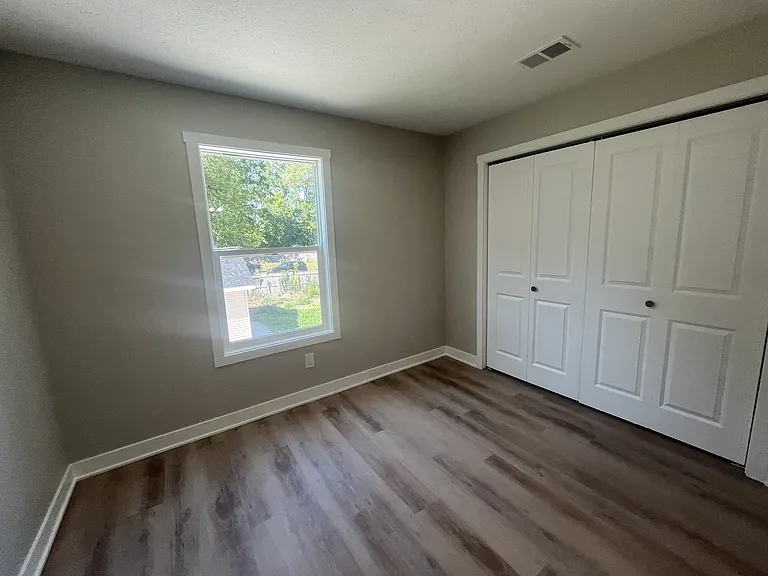 524 Oak Ave — Photo 14
