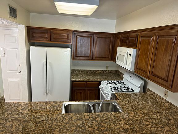 2nd image of 4300 Beverly Glen Blvd