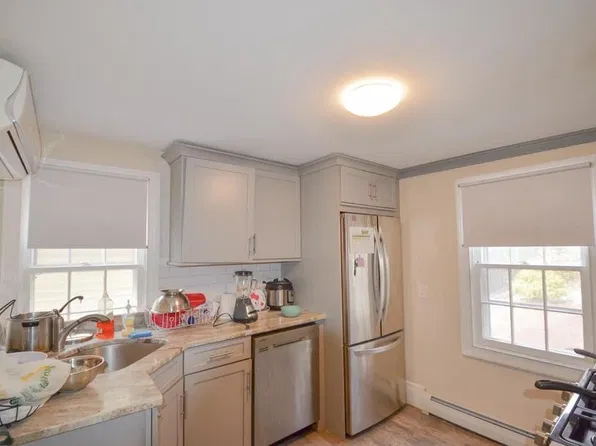 74 Transit St, Providence, RI 02906