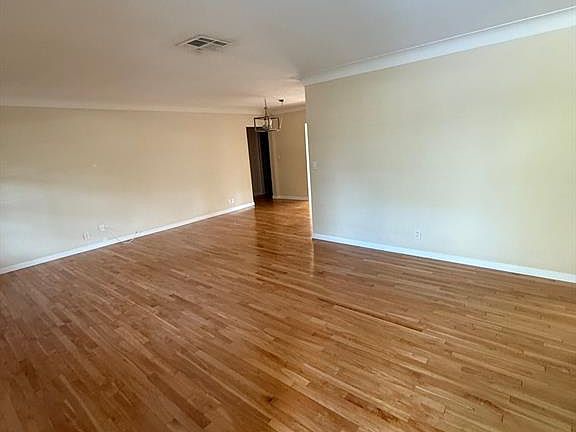 5th image of 1424 SE 12th Ave #1424