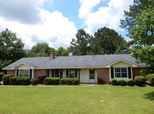 1117 5th St SE, Magee, MS 39111