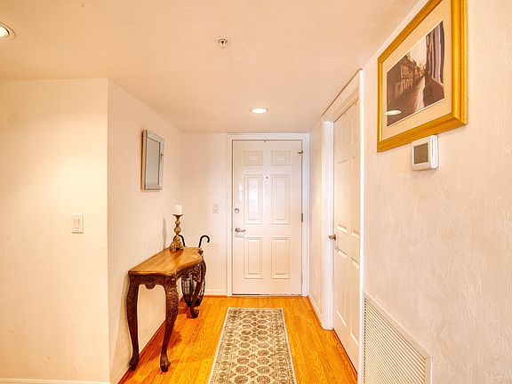 4th image of 1 John Anderson Dr #2020