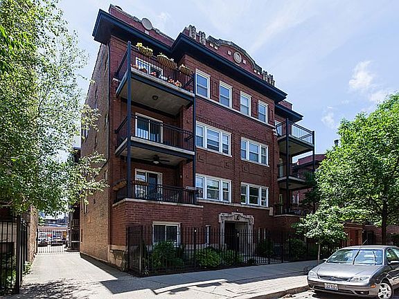 2nd image of 841 W Belle Plaine Ave APT 1W
