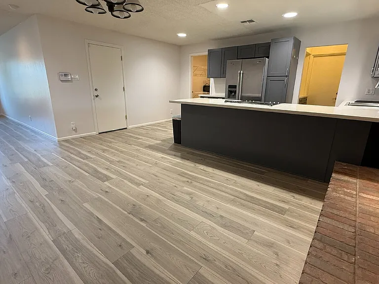 3707 W Alice Ave — Photo 8