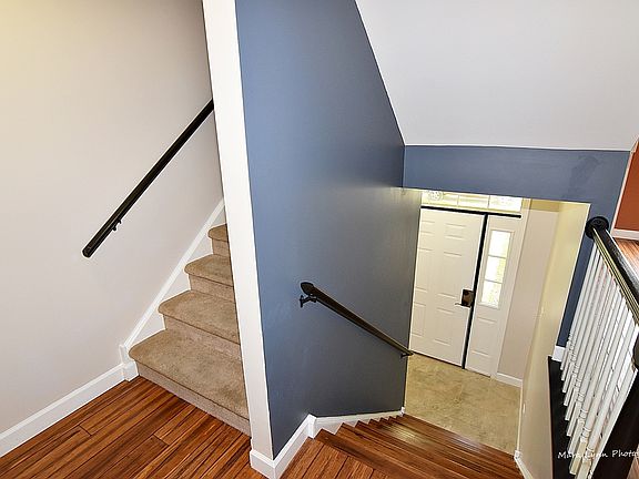 3rd image of 435 E Willow St #435