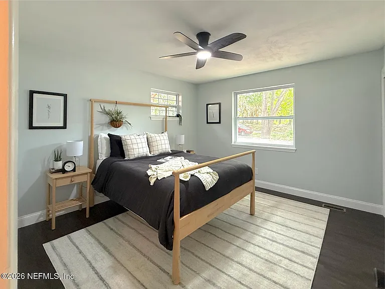 10135 Lakeview Rd W — Photo 18