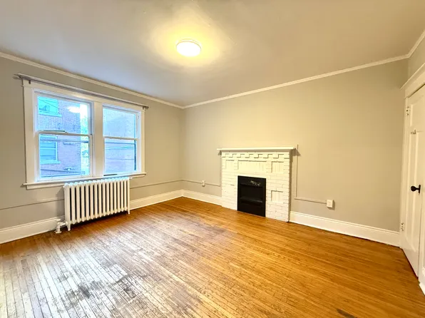 94 East Ave S, Hamilton, ON