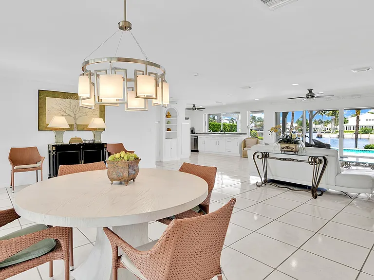 3211 Karen Dr — Photo 10