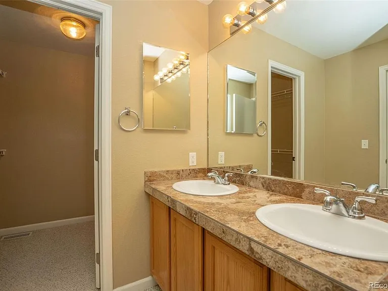 1917 Wildrose Dr — Photo 13