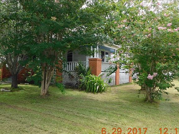 2nd image of 202 Houston Ave NW