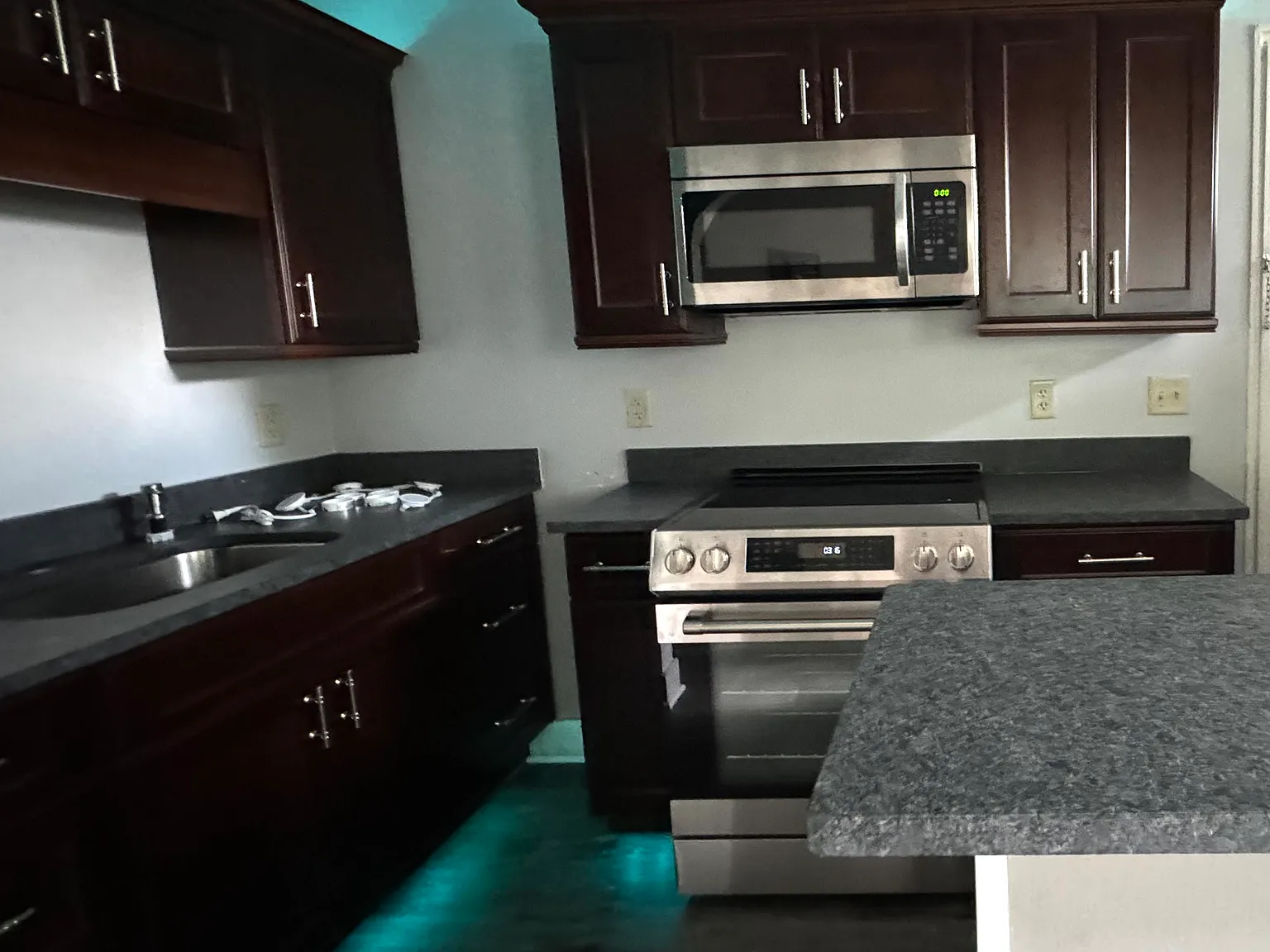 706 E Illinois Ave — Photo 2