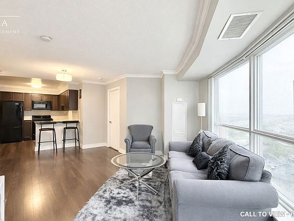 3rd image of 135 Village Green Sq #1823