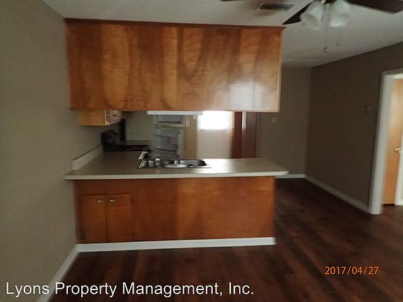5th image of 1748 Poplar St APT B