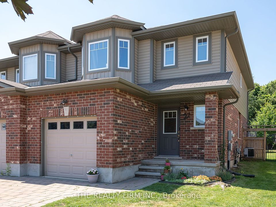 1st image of 27 Leesboro Trl