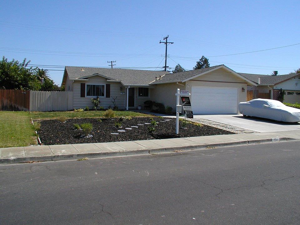 1st image of 758 Orkney Ave