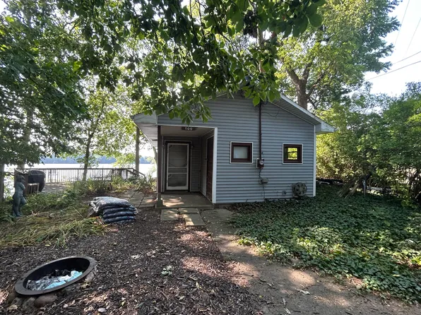 100 Tuttle Park Dr, Sherwood, MI 49089