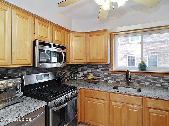 5th image of 1943 Portsmouth Ave