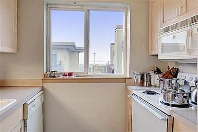 4th image of 712 E Denny Way 503 #503