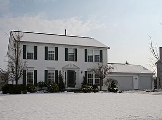 9306 Pine Breeze Ln, Clarence Center, NY 14032