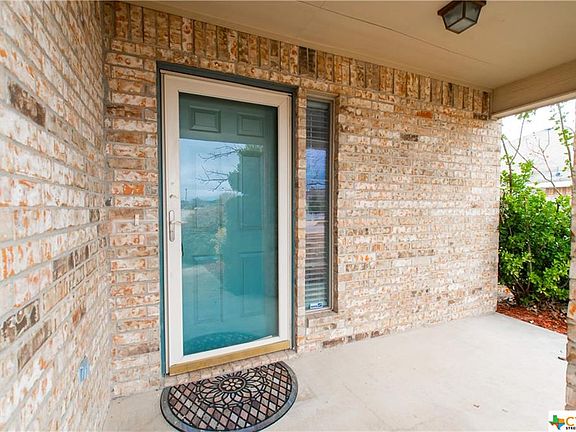 3rd image of 2903 Maria Dr