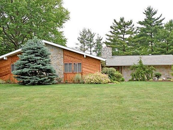 2nd image of 7360 Thumbelina Ln