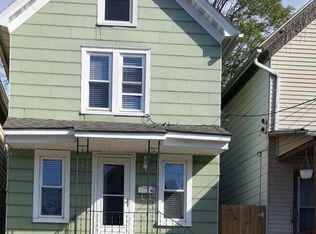 94 N 8th St, Sunbury, PA 17801