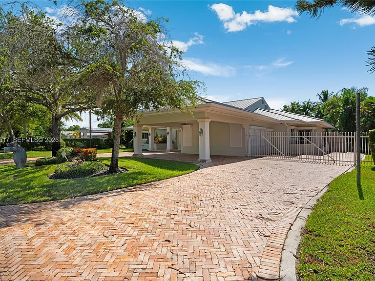 14601 Pompano Dr — Photo 37