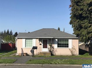 921 E 7th St, Port Angeles, WA 98362