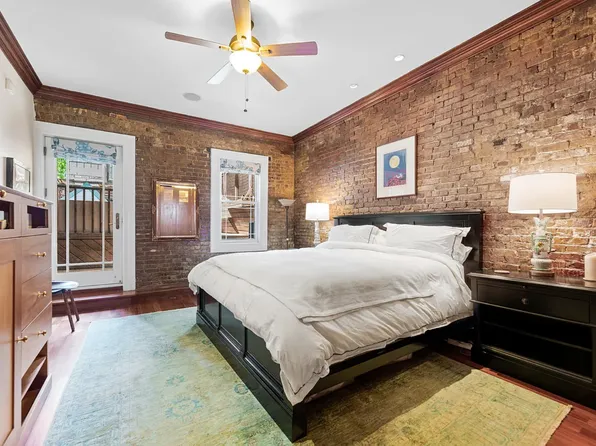 316 East 59th Street image 12 of 13