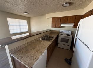 207 E 23rd St APT H, Roswell, NM 88201