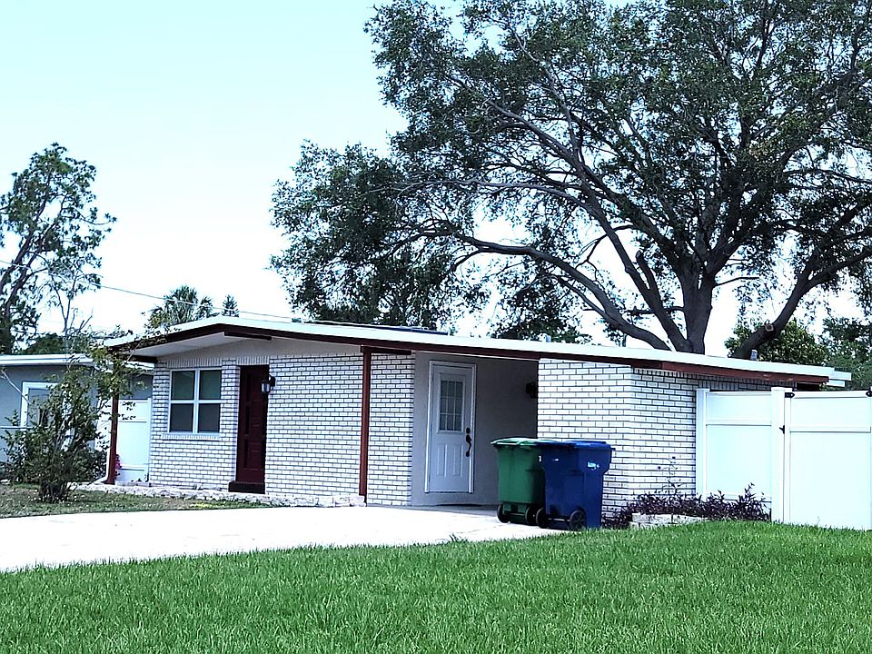 1st image of 4009 W Fairview Hts