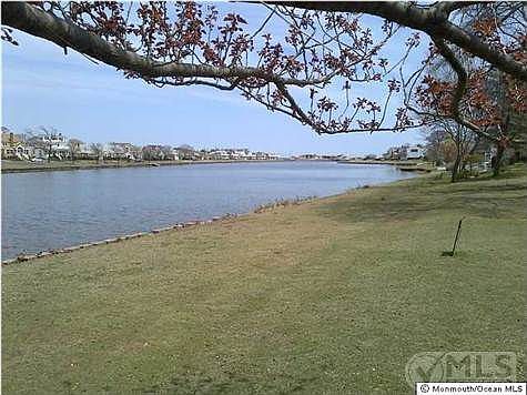2nd image of 710 3rd Ave